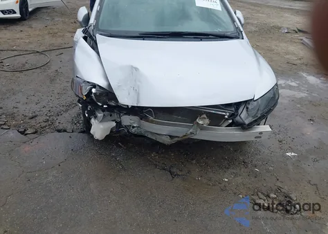 2008 Honda Civic Hybrid z USA, uszkodzony, nr VIN JHMFA362X8S026587